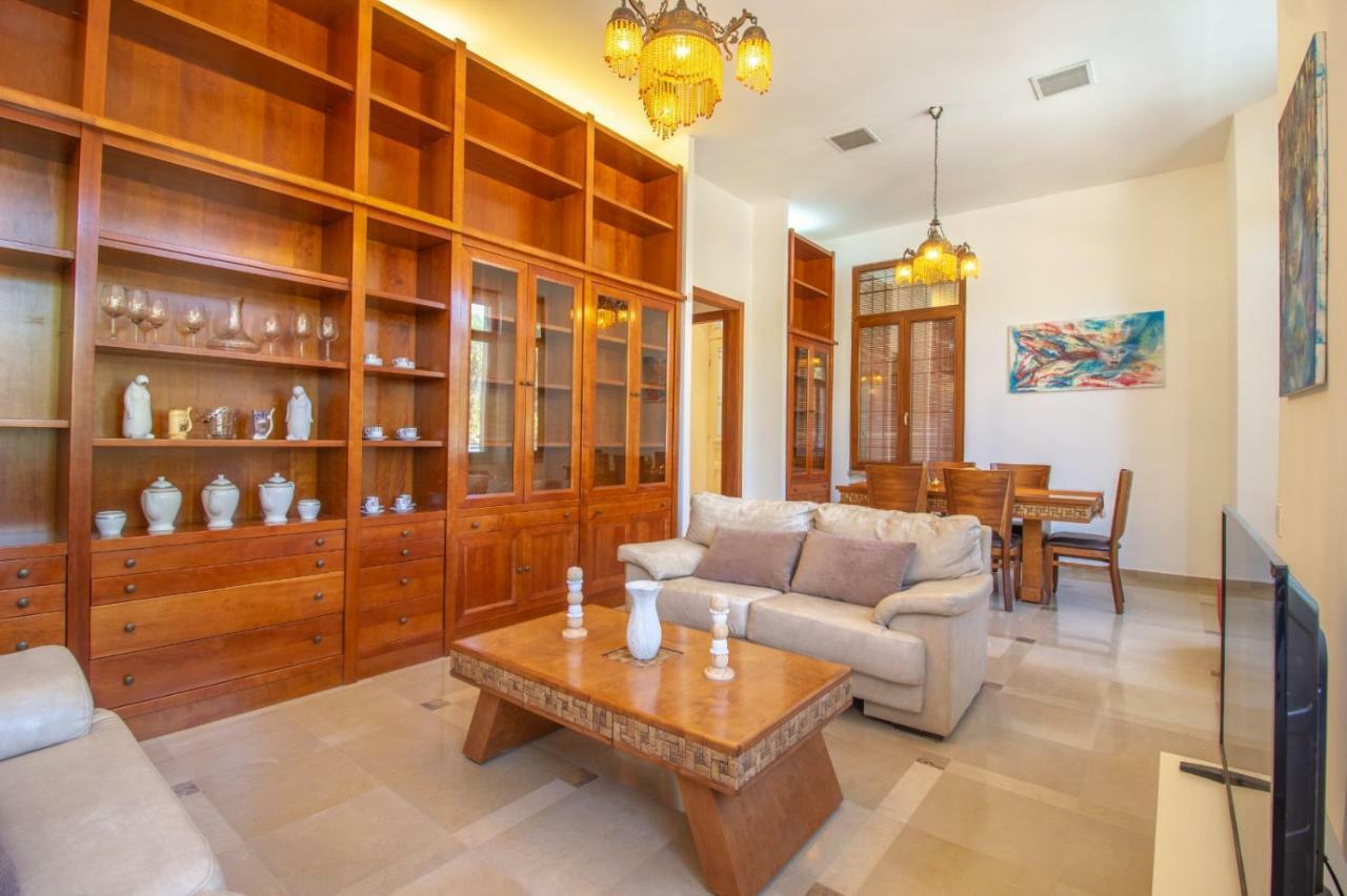 Art Apartment In Mamila Jeruzsálem Kültér fotó